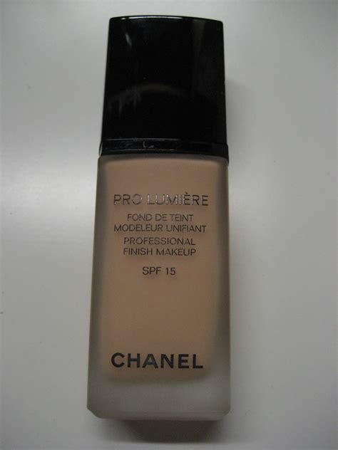 chanel foundation pro lumiere